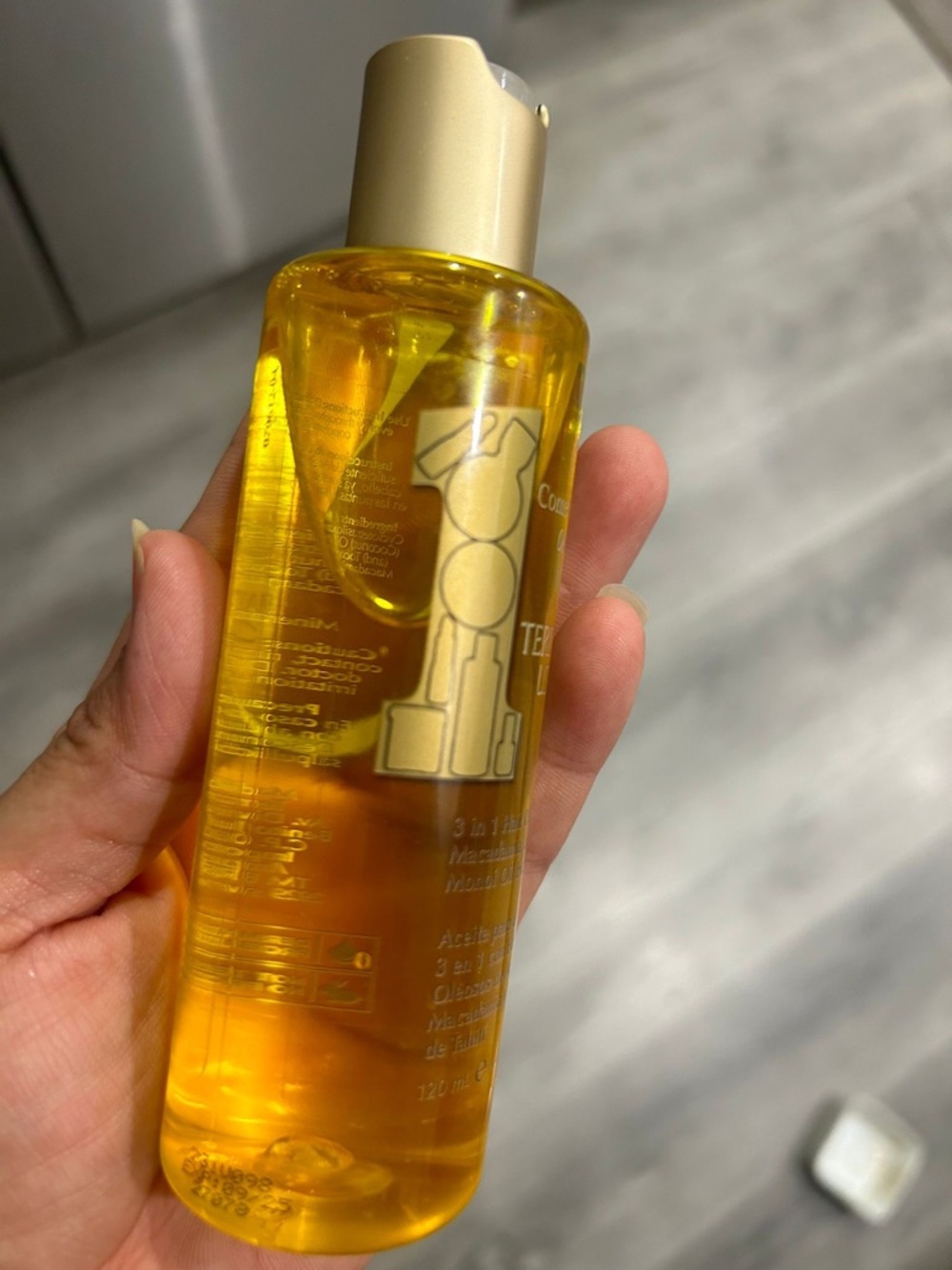 3/ in /1 Argan oil an macadamia
For hair .